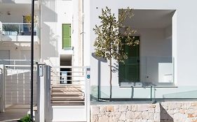 Valentina Home